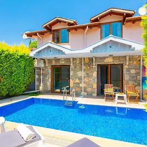 Deniz Paradise Villa